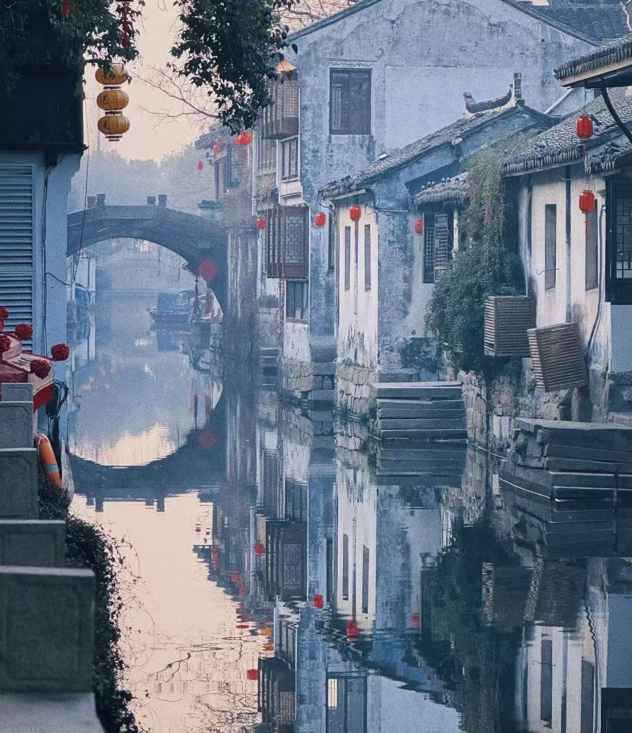 Shanghai – Zhouzhuang Water Town Day Tour